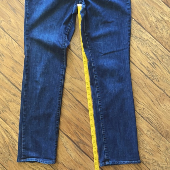 DKNY JEANS - Picture 4 of 8